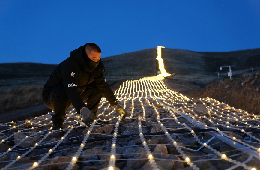 古長城“點(diǎn)亮”冬奧夢(mèng)