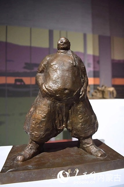 吳為山作品《大草原》。人民網記者富麗娟攝