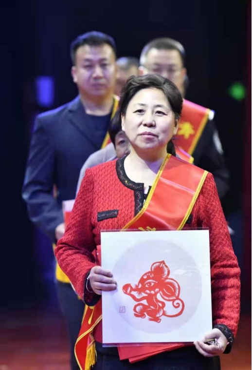 1666540811552011.png 長(zhǎng)城的女兒(李潔)2022.10.18.(3)(1)(1)(1)(1)(1)(1)3205.png