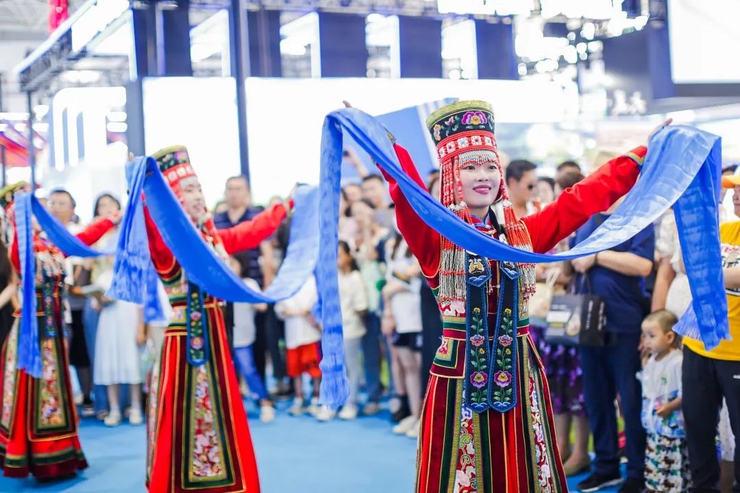 1722861763905474.jpg 01.jpg