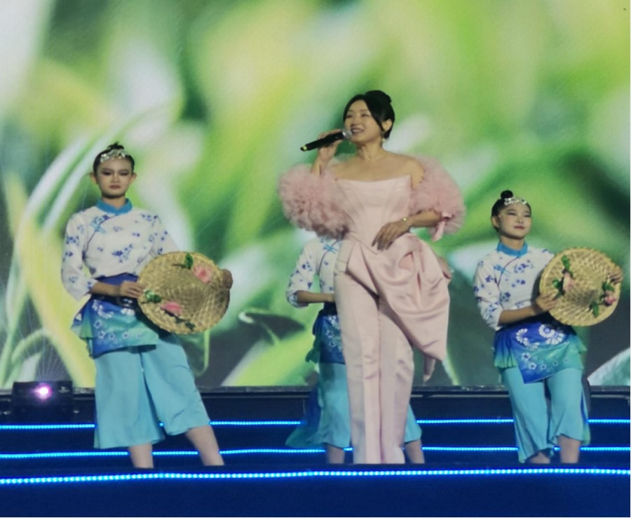 “如七而遇 相思烏?！边@場(chǎng)七夕主題音樂(lè)會(huì)甜出圈584.png