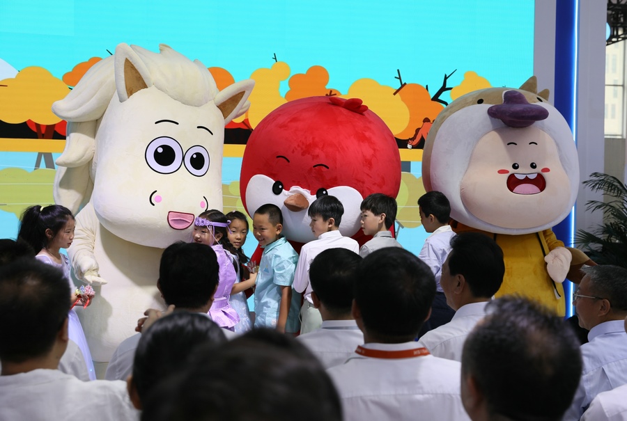 1725112130609803.jpg 7O5A4960.jpg