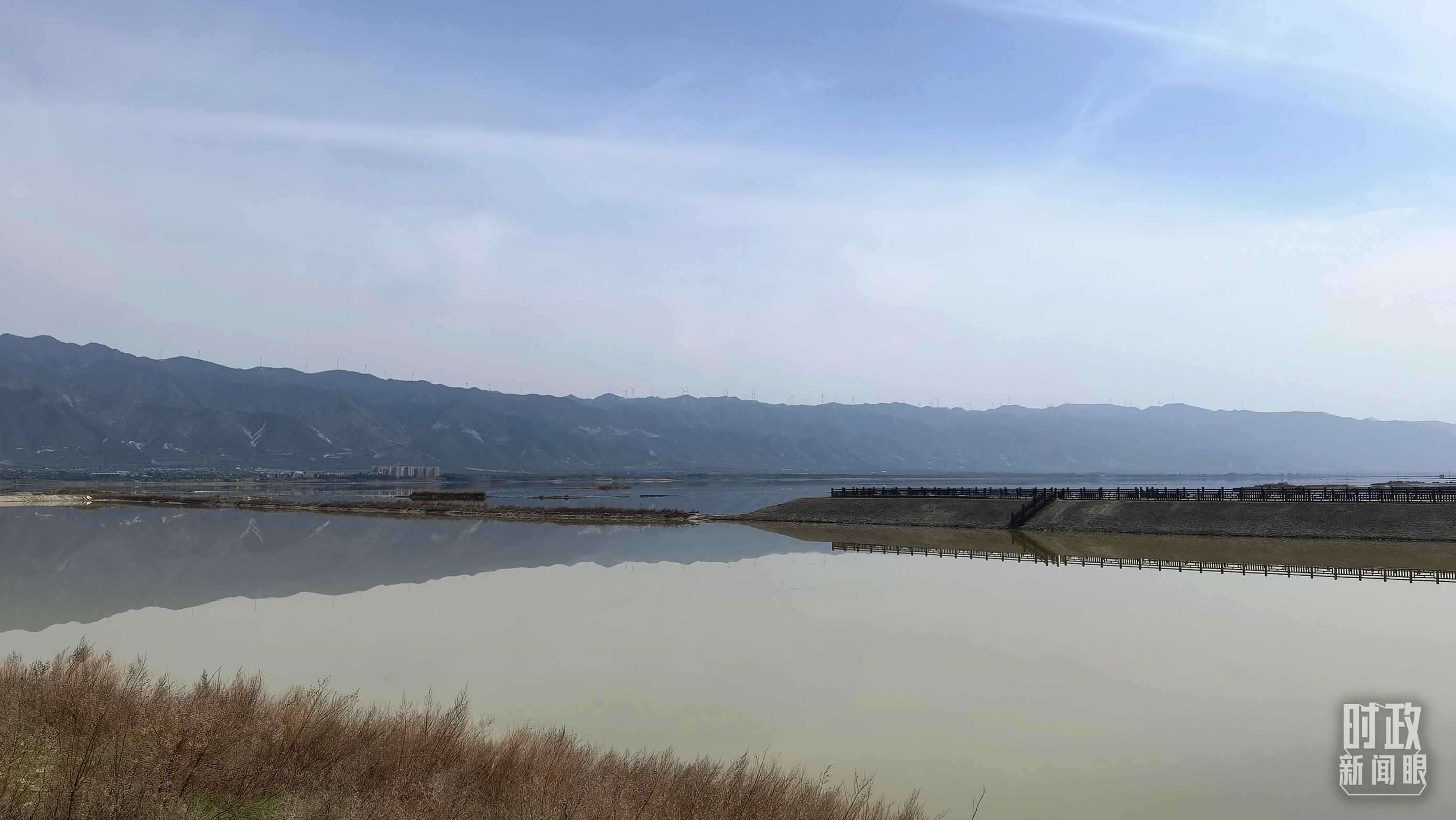 △運(yùn)城鹽湖。（總臺(tái)央視記者馬亞陽(yáng)拍攝）