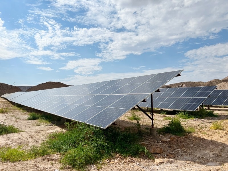 甘肅白銀深部銅礦廢石場(chǎng)100兆瓦光伏發(fā)電項(xiàng)目。受訪者供圖