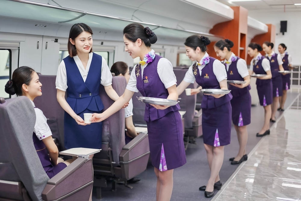 形象儀態(tài)塑造。