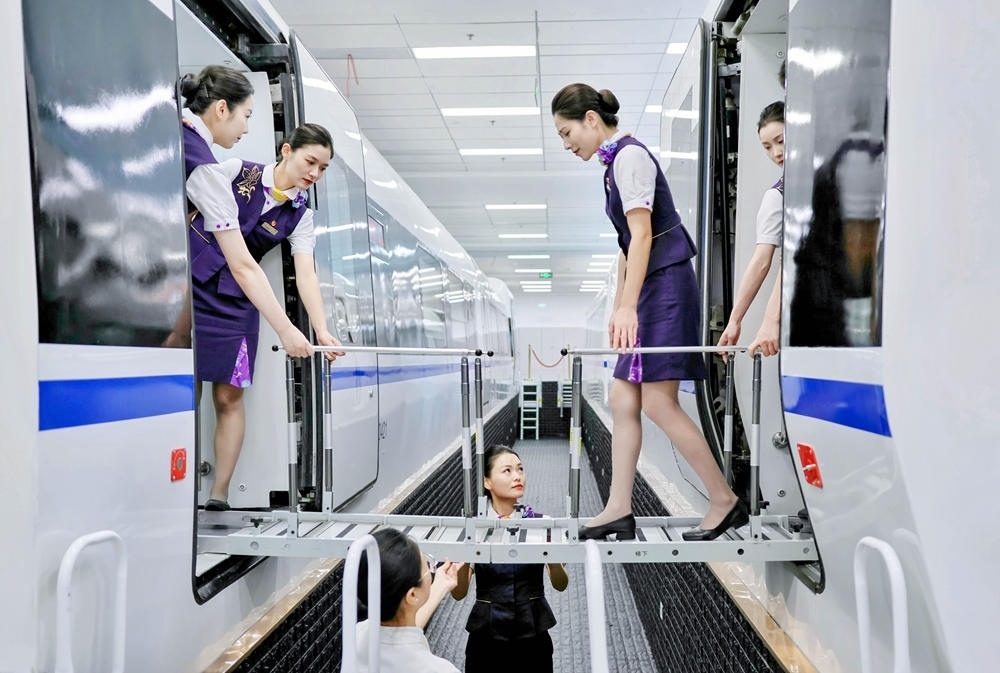 應(yīng)急處置培訓(xùn)。