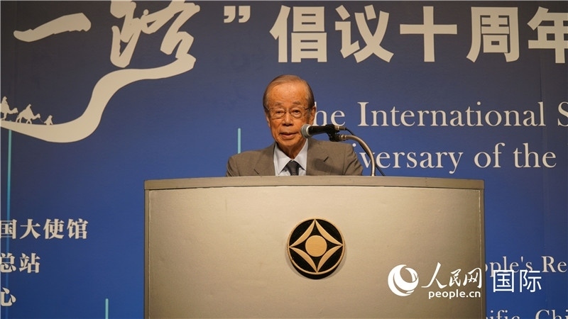 日本前首相福田康夫致辭。人民網(wǎng) 蔣曉辰攝