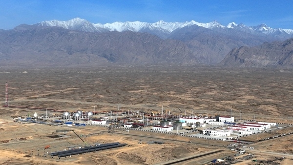 塔里木油田博孜天然氣處理廠。陳士兵 攝