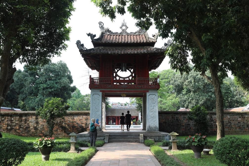 這是越南首都河內(nèi)文廟內(nèi)的奎文閣。