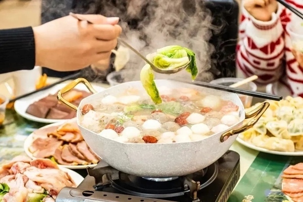 華南理工大學(xué)推出火鍋年夜飯。校方供圖