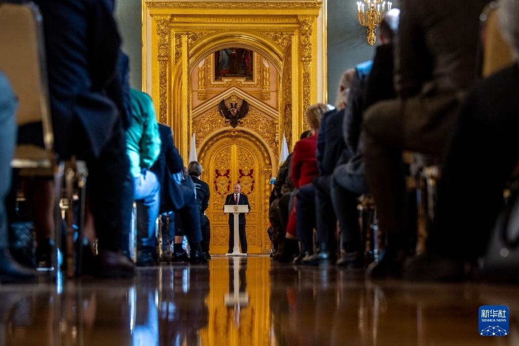 3月20日，俄羅斯總統(tǒng)普京在莫斯科克里姆林宮與其競(jìng)選團(tuán)隊(duì)代表舉行見面會(huì)。新華社記者 曹陽(yáng) 攝