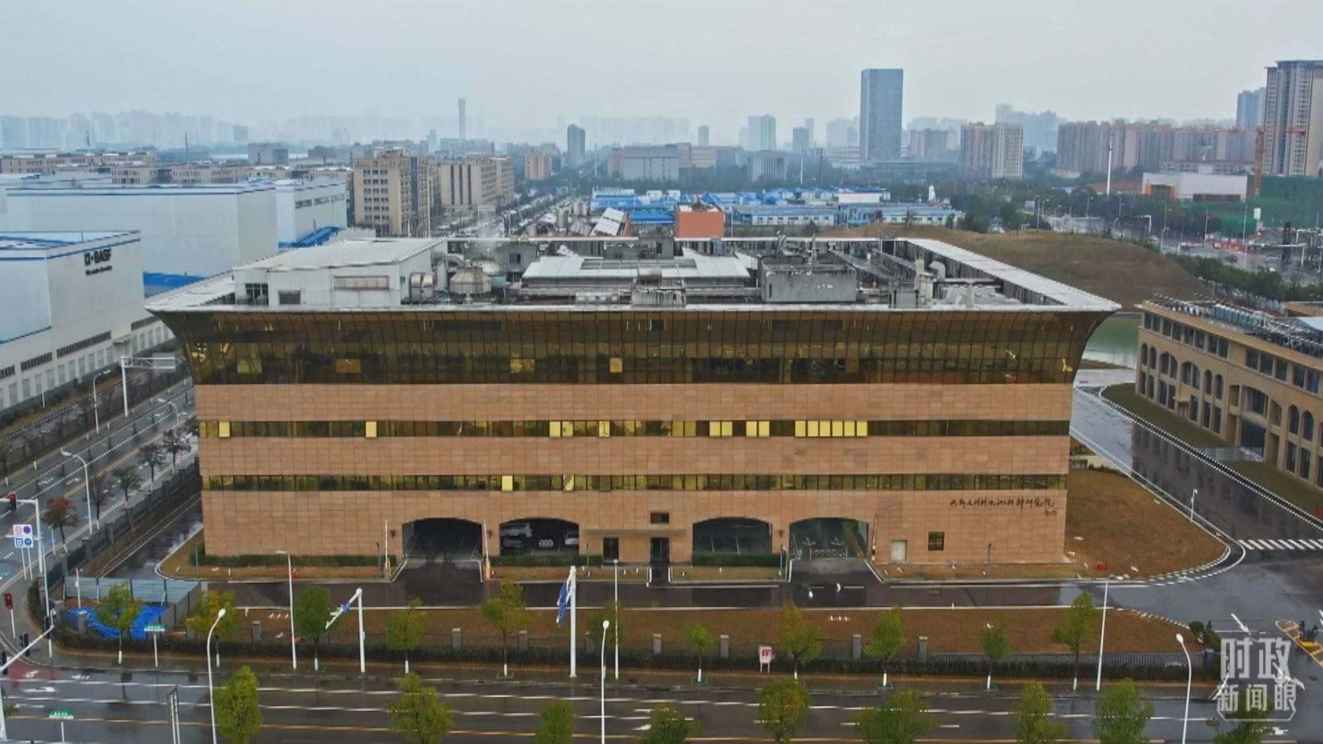 △巴斯夫杉杉電池材料有限公司。（總臺(tái)記者陳稼、楊侃拍攝）