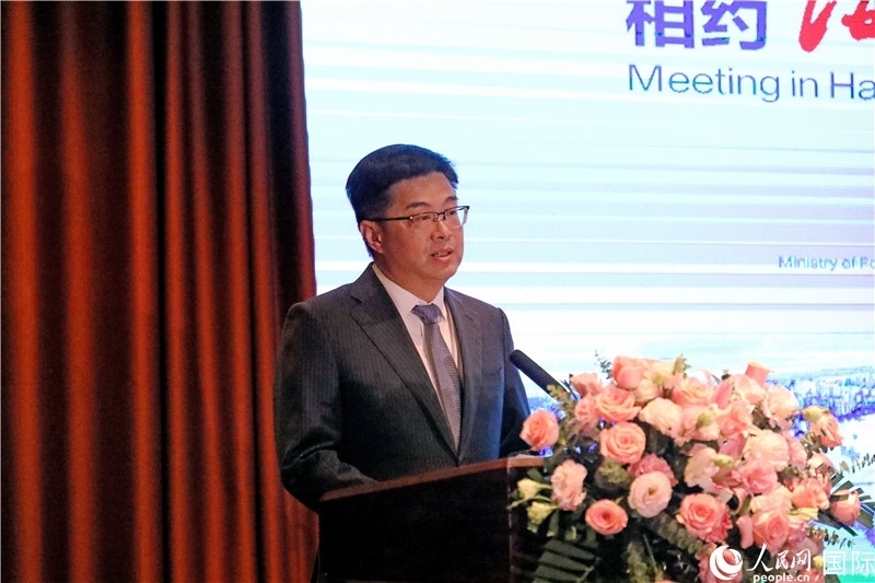 海南省人民政府副省長(zhǎng)陳懷宇在宣介會(huì)上致辭。人民網(wǎng)記者趙益普攝