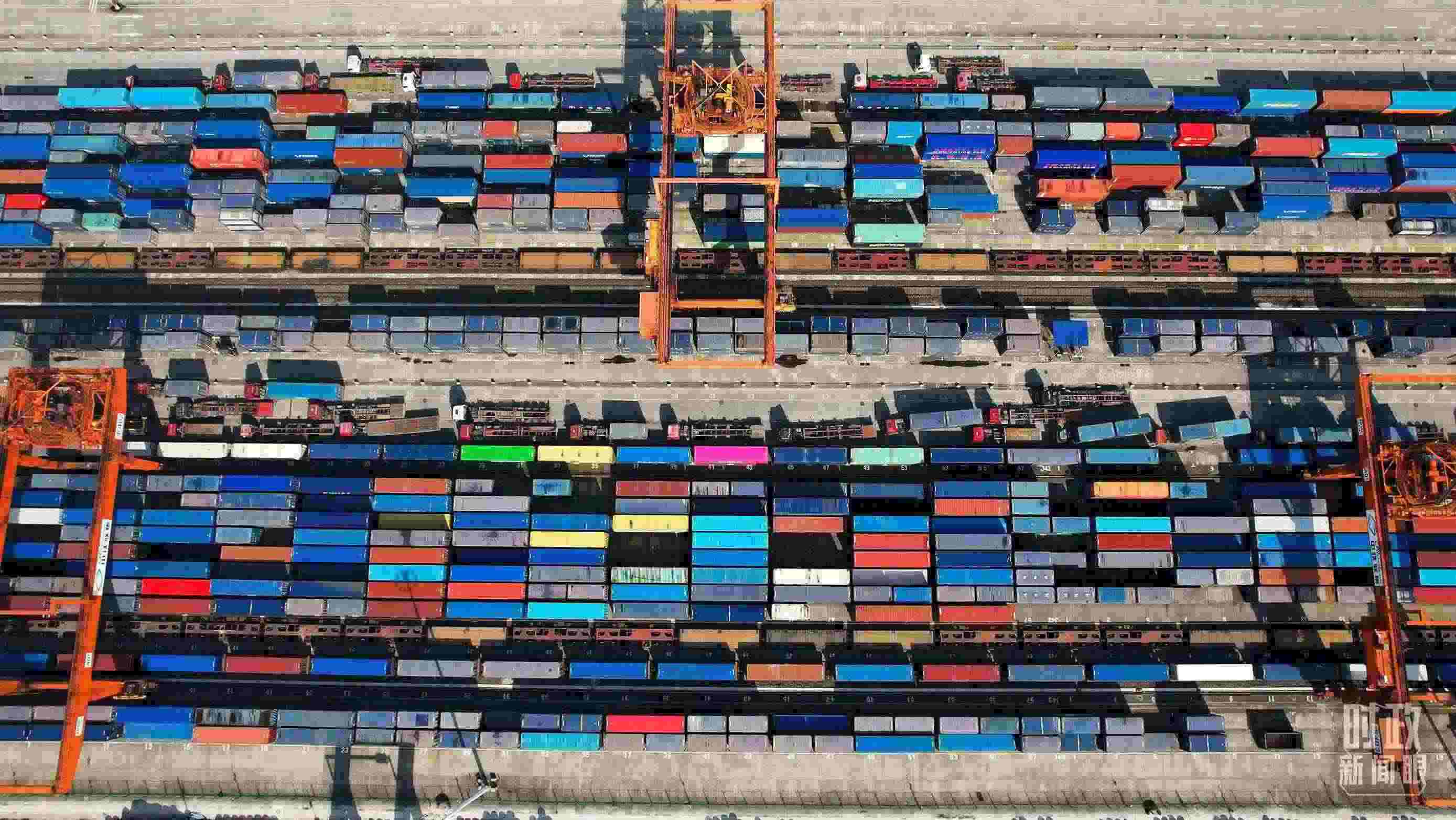 △重慶國際物流樞紐園區(qū)。（總臺央視記者范凱拍攝）