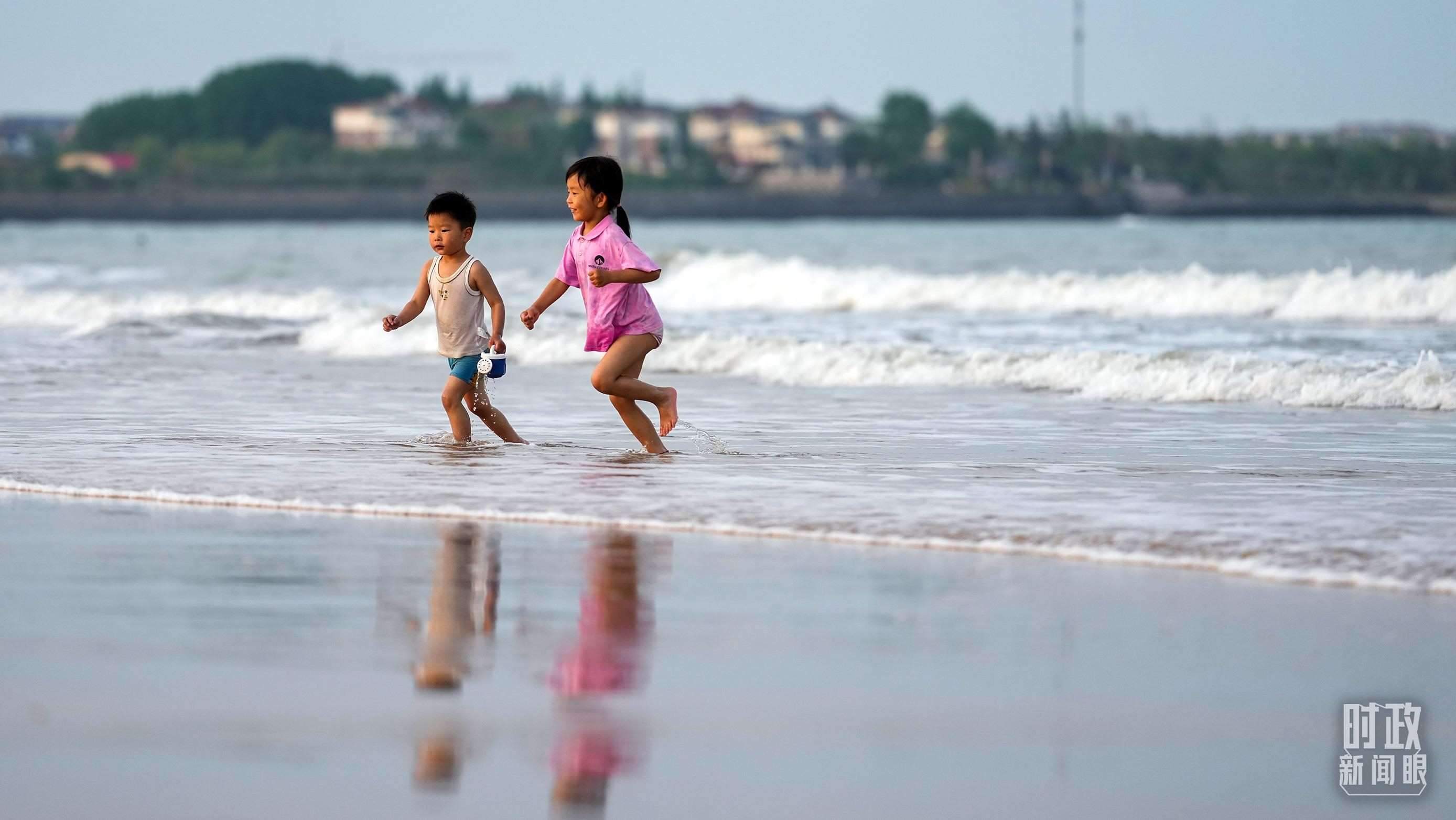 山東日照陽(yáng)光海岸。（總臺(tái)國(guó)廣記者李晉拍攝）
