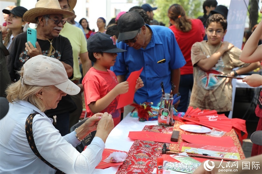 活動(dòng)現(xiàn)場。人民網(wǎng) 埃內(nèi)斯托·多明戈斯攝