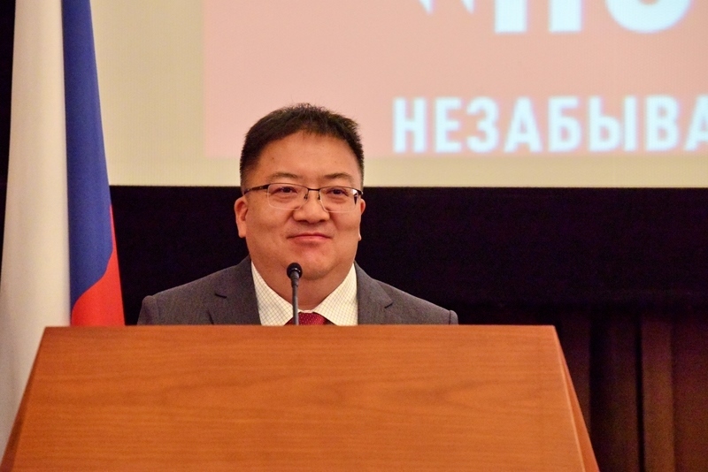 新華出版社社長匡樂成致辭。 主辦方供圖