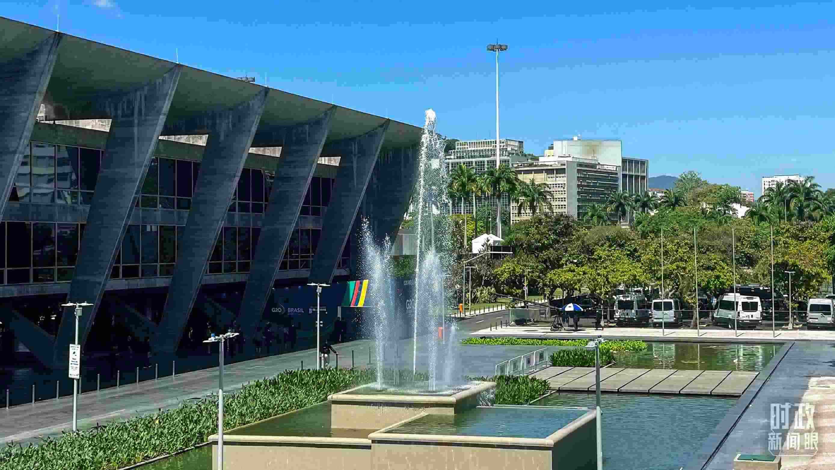 △G20峰會舉辦地，巴西里約熱內(nèi)盧現(xiàn)代藝術(shù)博物館。（總臺央視記者趙怡彬拍攝）