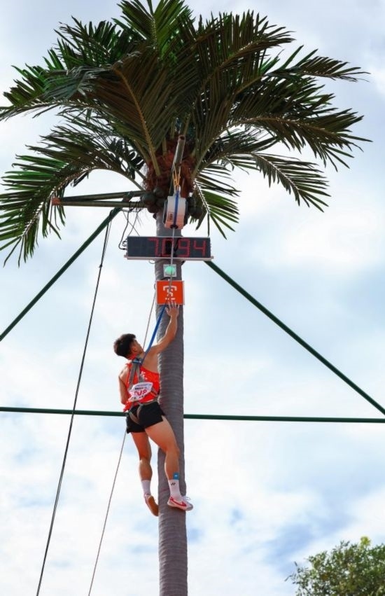 11月23日，廣東隊選手黃新鴻在比賽中。新華社記者 楊植森 攝