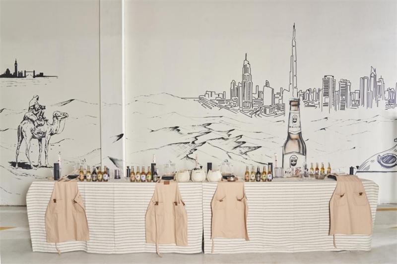 工廠內(nèi)設(shè)有互動區(qū)，參觀訪客可以親手制作麥芽飲料，受訪對象供圖