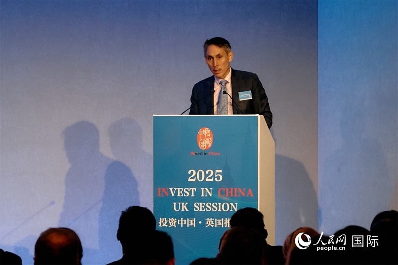 英國商業(yè)貿(mào)易部投資總監(jiān)吳僑文發(fā)表致辭。楊浩鵬攝