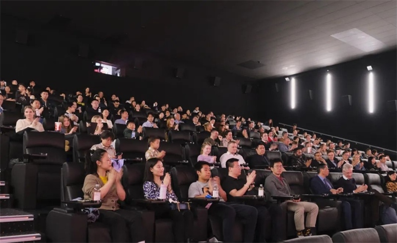 觀影現(xiàn)場。中國駐丹麥大使館供圖