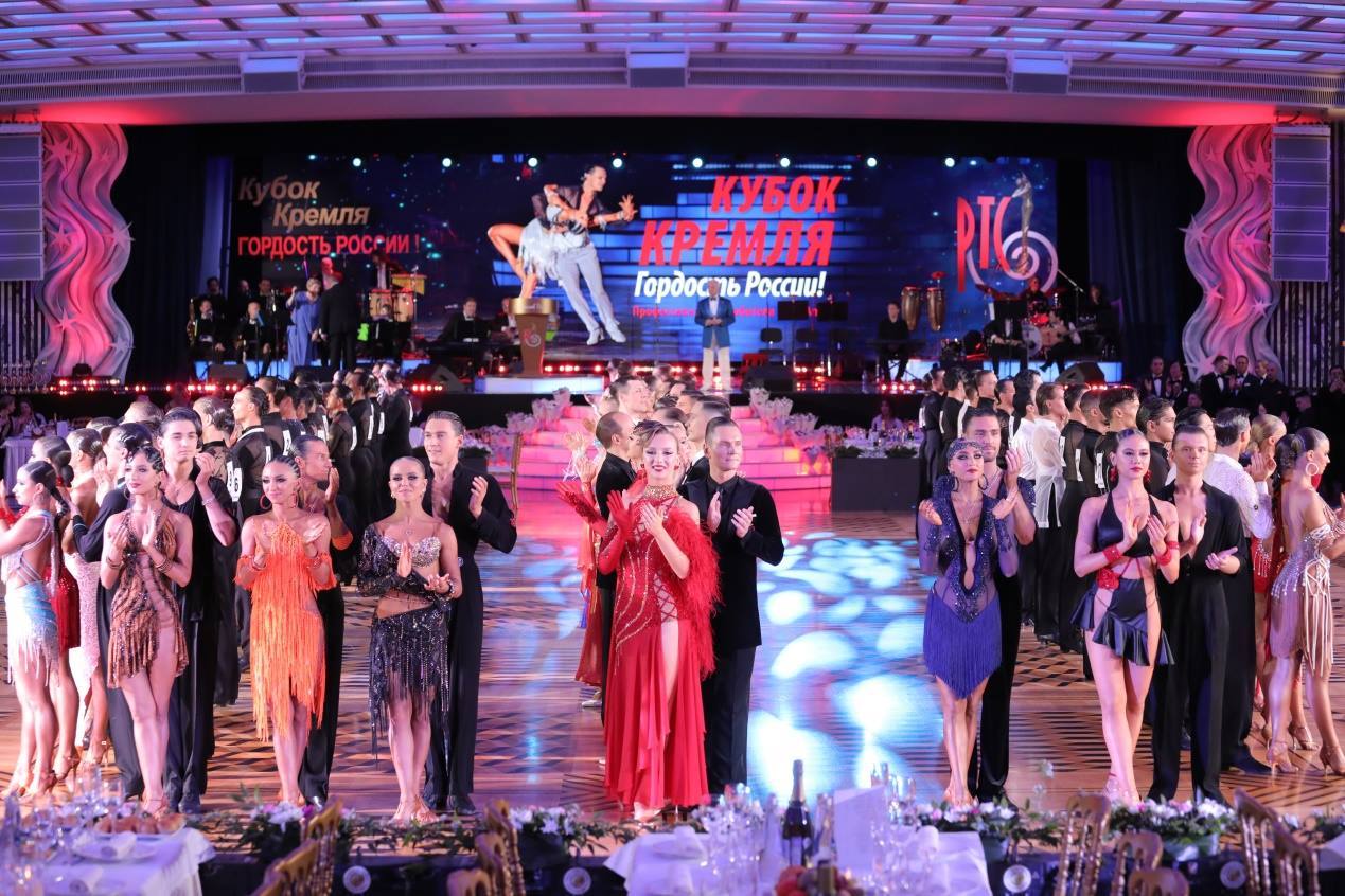 第七屆“克里姆林宮杯”國標(biāo)舞錦標(biāo)賽現(xiàn)場。于子恒攝