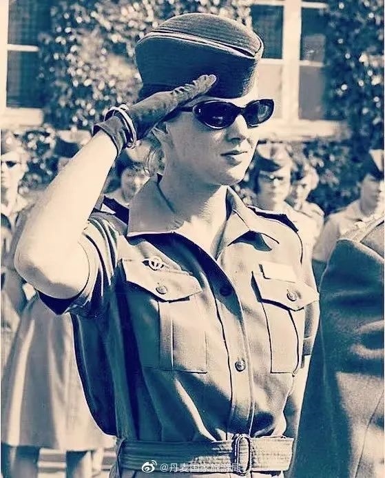 公主時(shí)期，瑪格麗特二世加入丹麥女子空軍。（圖片來源：丹麥國家旅游局微博）